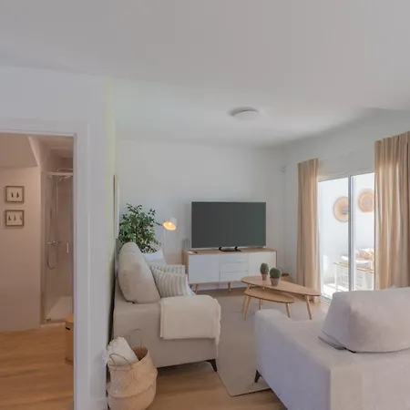 Serena Silgar By Villalia